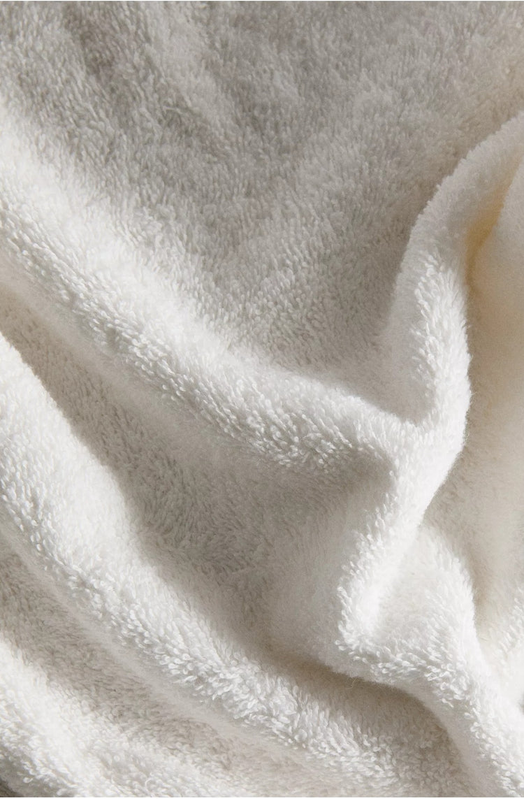 Bow Embroidered Towel Set