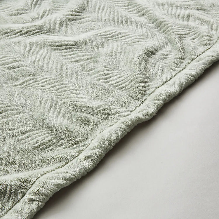 Leila Leaf Fleece Throw - Sage Green