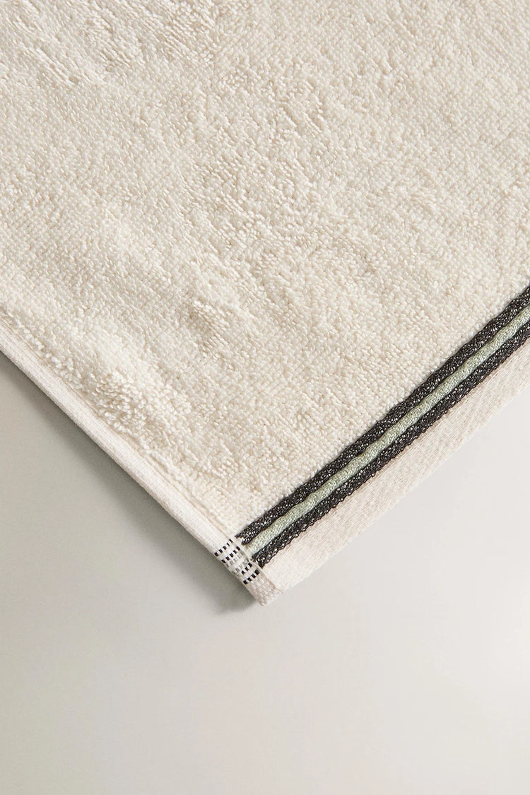 Double Edge Cotton Bath Towel
